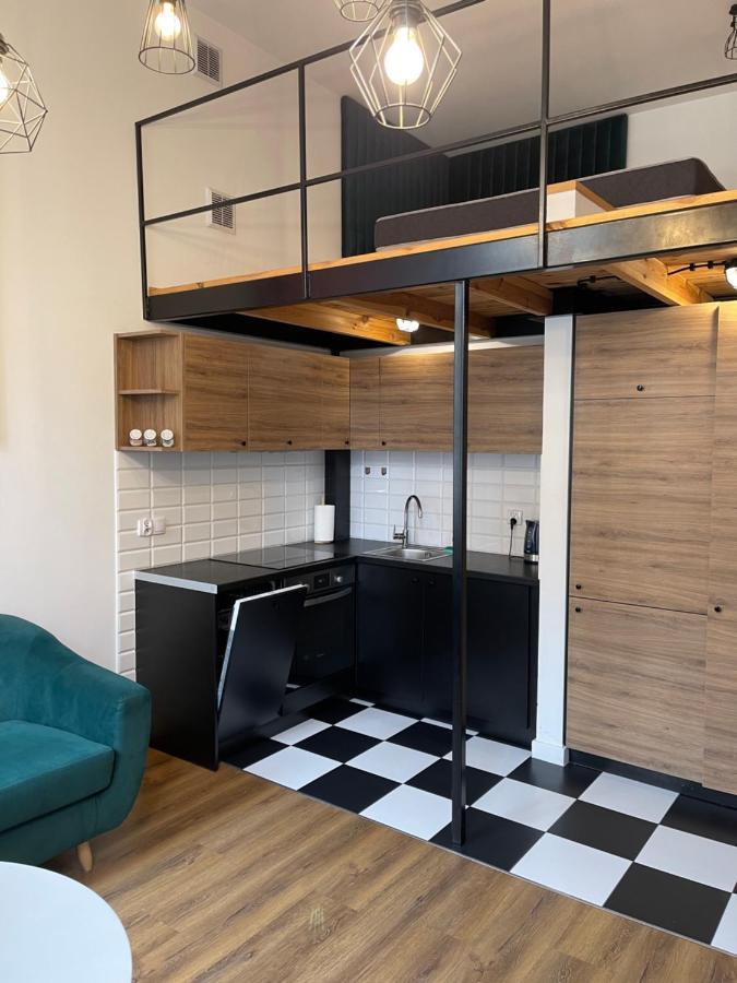 شقة Urokliwy Loft W Ncl Kamienica Vabank 34 وودج المظهر الخارجي الصورة